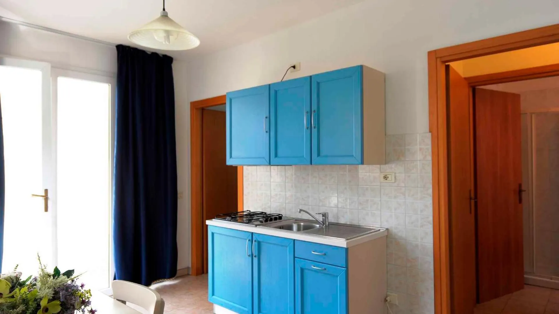 Apartments In Peschiera Del Garda 22099